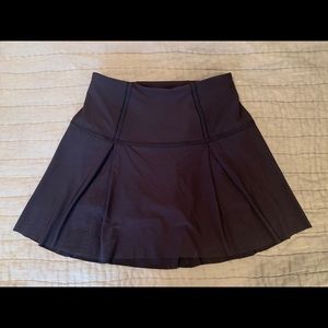 Lululemon Tennis Skirt in Navy